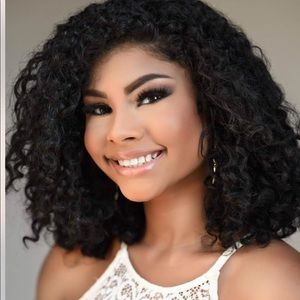 Meet your Posher, Anna-marie